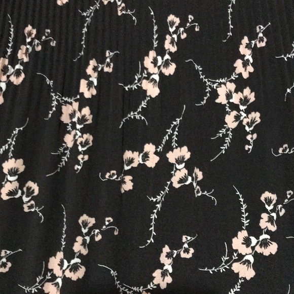 Le Gali Black Pink Floral Pleated Midi Skirt Lace Hem Pull-On Size M - Picture 10 of 16